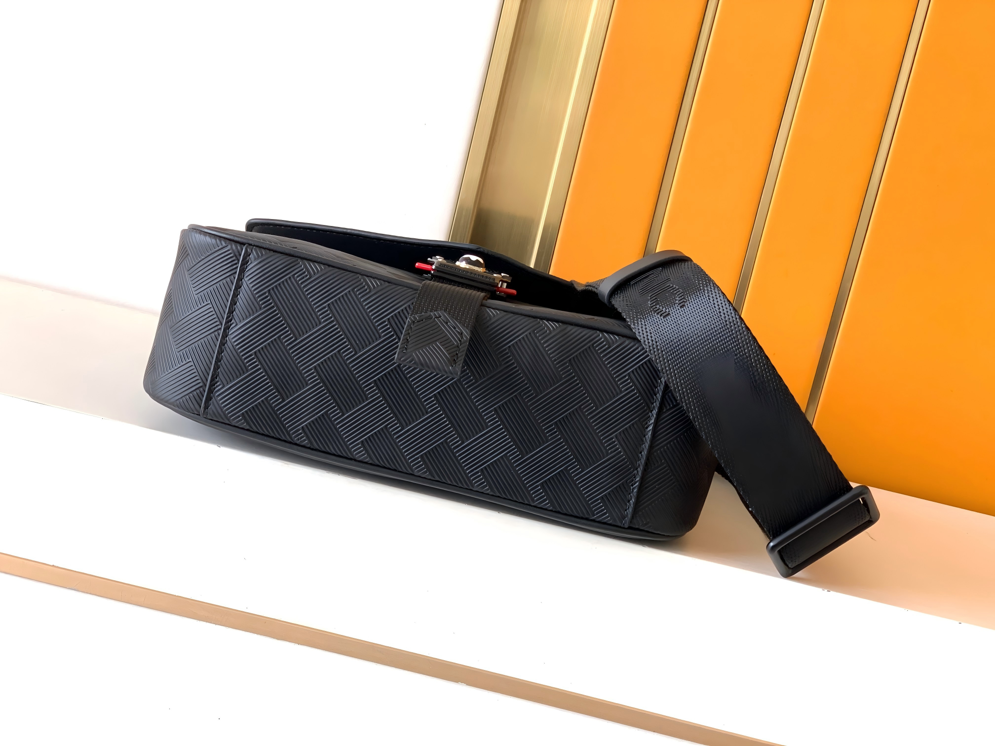 Bag  Soft Italian Tumbled Calf - đánh giá và giá Interior Design Hongkong